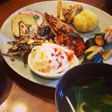 『かぁやんの開運おせち』